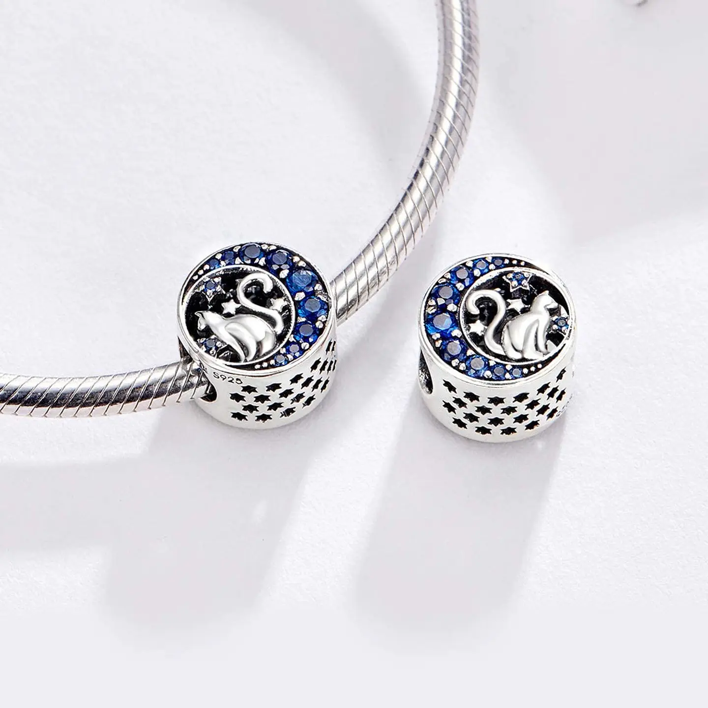 Charm Dije Plata 925 Gato en Luna Azul 3