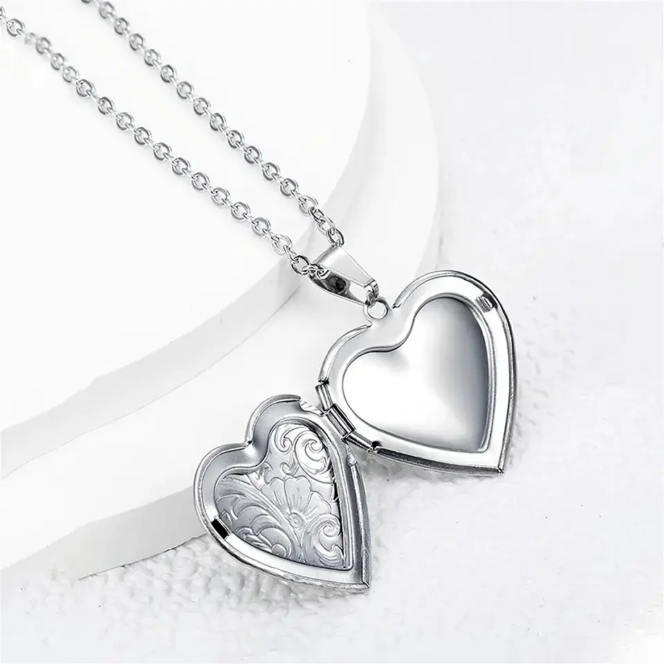 Collar Relicario Corazon Vintage Acero Plateado 2