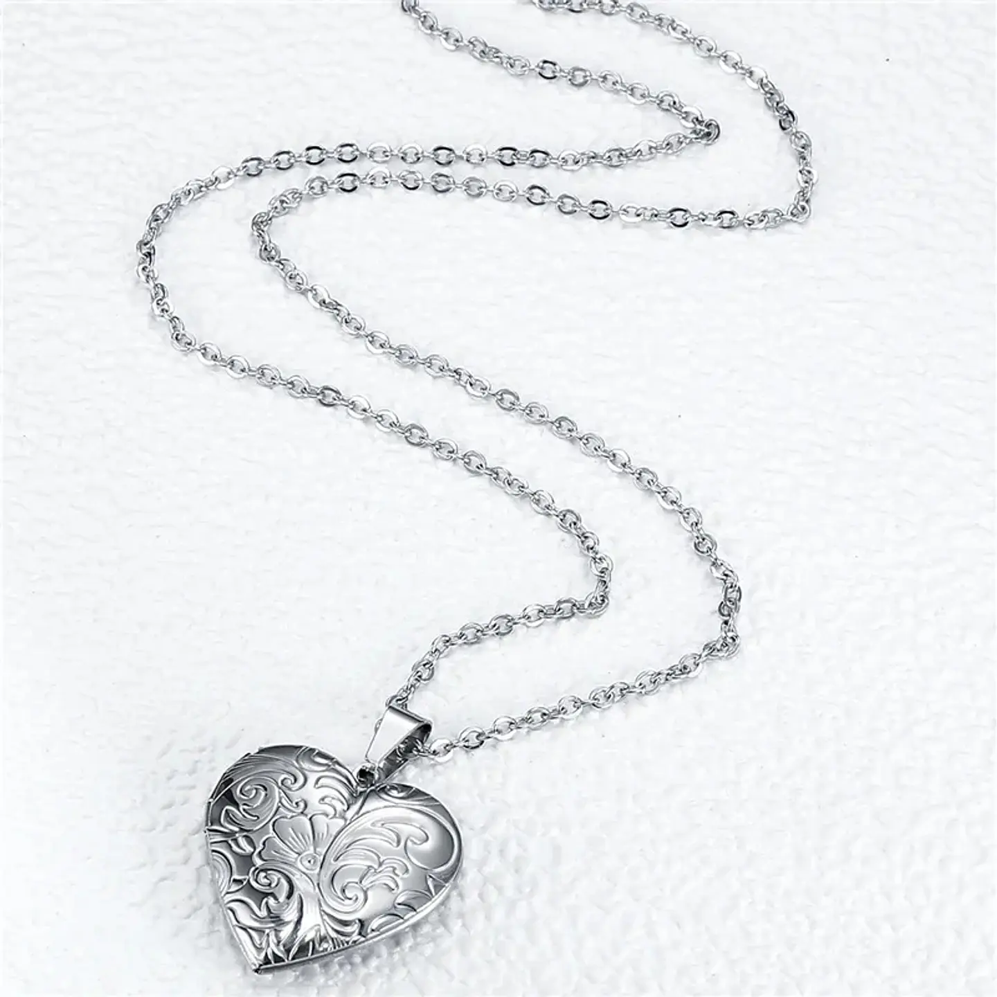 Collar Relicario Corazon Vintage Acero Plateado 3