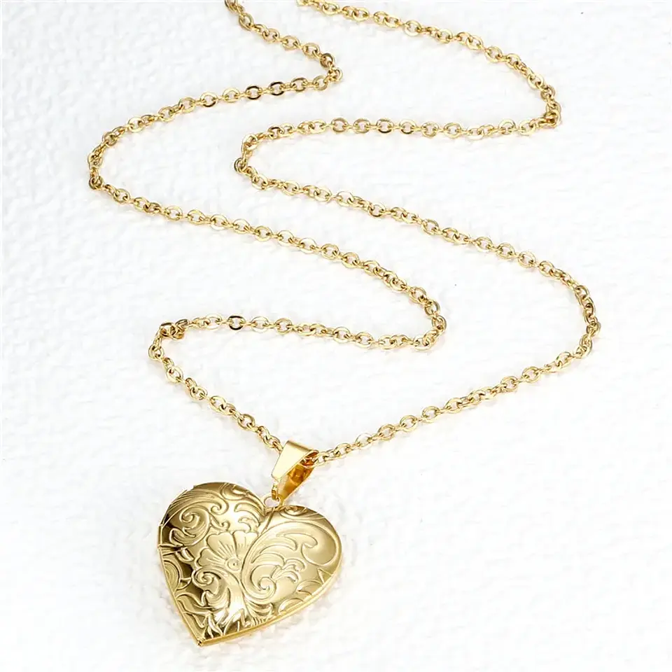 Collar Relicario Corazon Vintage Acero Dorado 3