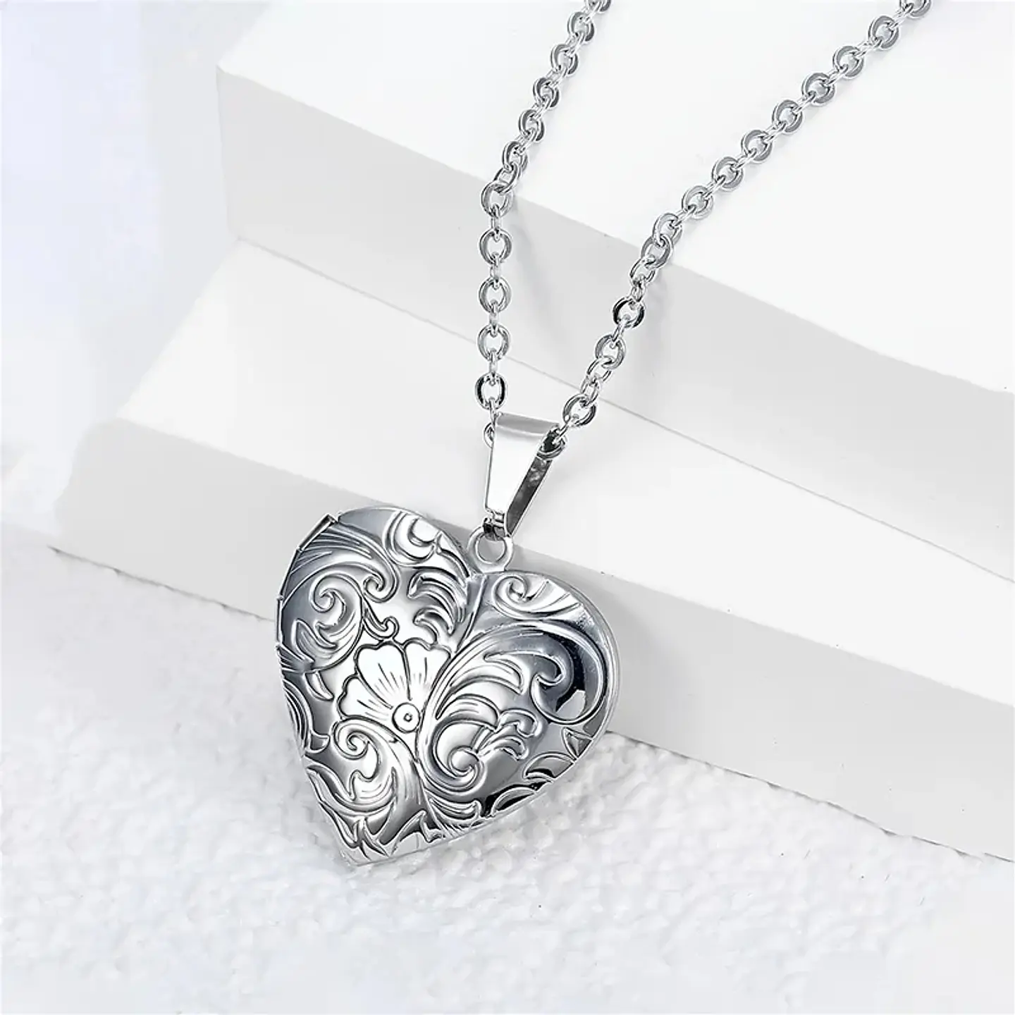 Collar Relicario Corazon Vintage Acero Plateado 4