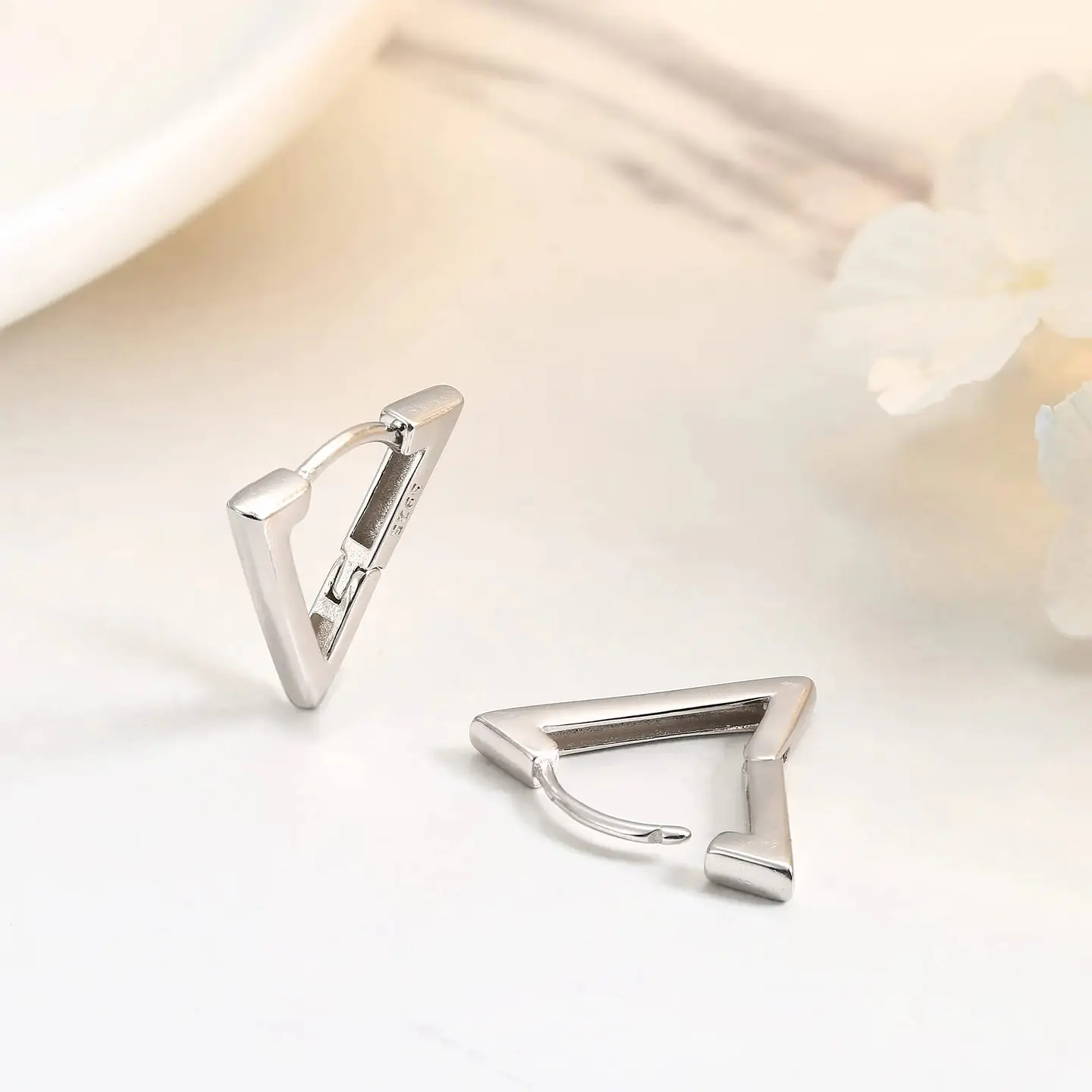 Aros Plata 925 Argolla Triangulo Plateado 4