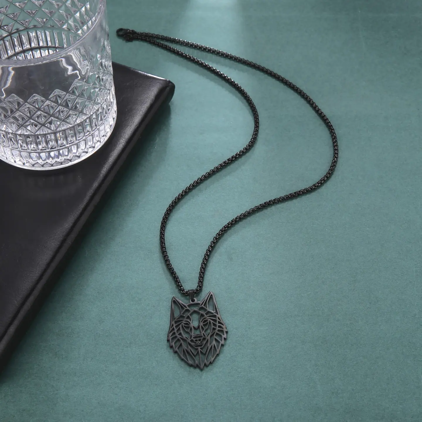 Collar Cabeza Lobo Wolf Acero Geométrico Negro 4