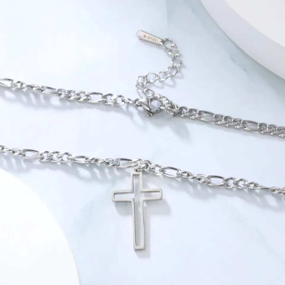 Colgante Collar Cruz Biselada Fígaro Acero Plateado 7