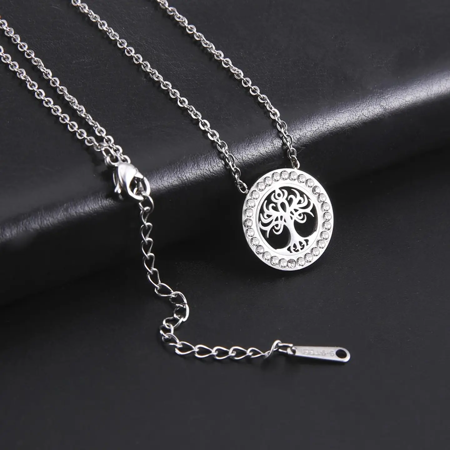 Collar Árbol de la vida con Circones Plateado Acero 4