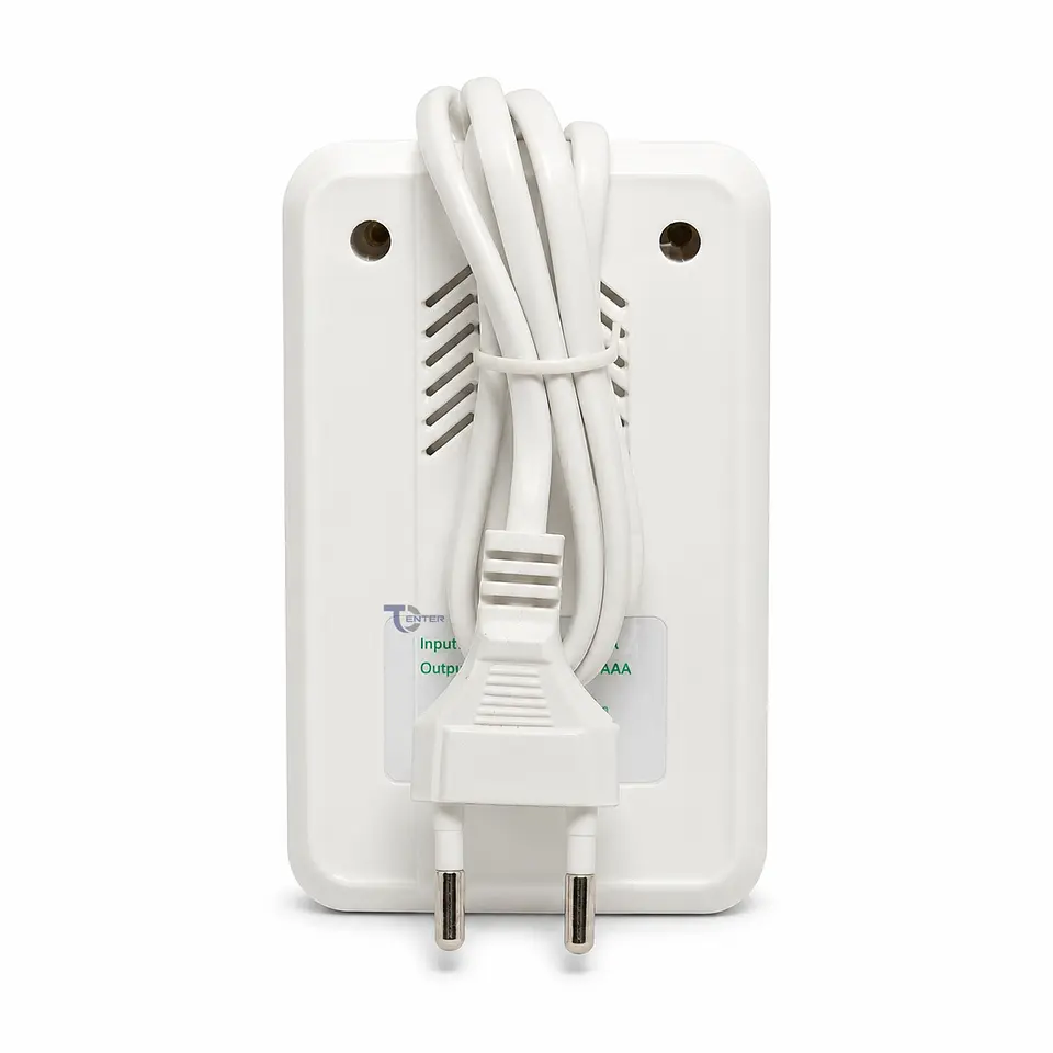 Cargador Pilas Tecnolab TL833 AA AAA 9V 4