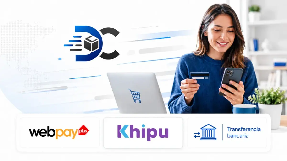 Persona realizando un pago online con Webpay Plus, Khipu y transferencia bancaria en plataforma ecommerce Drop Center
