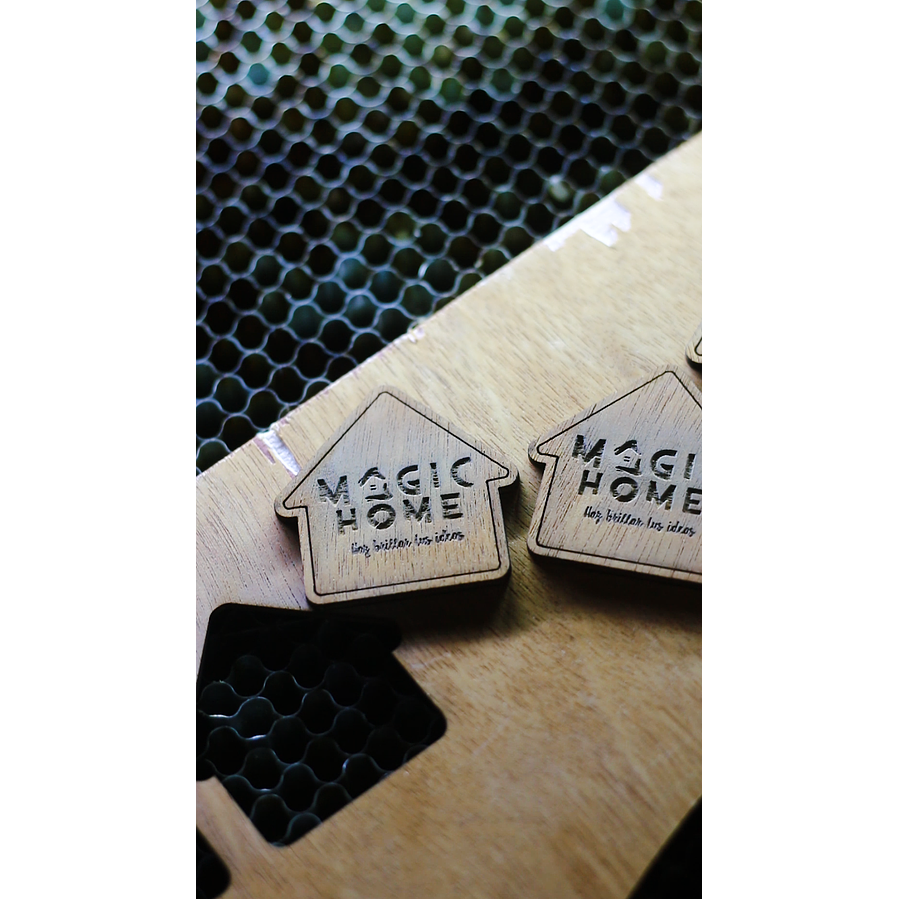 Logo madera pequeño 2