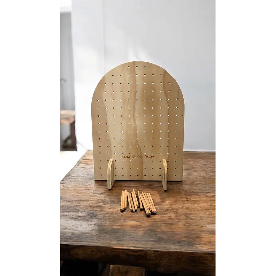 Panel exhibidor perforado 2