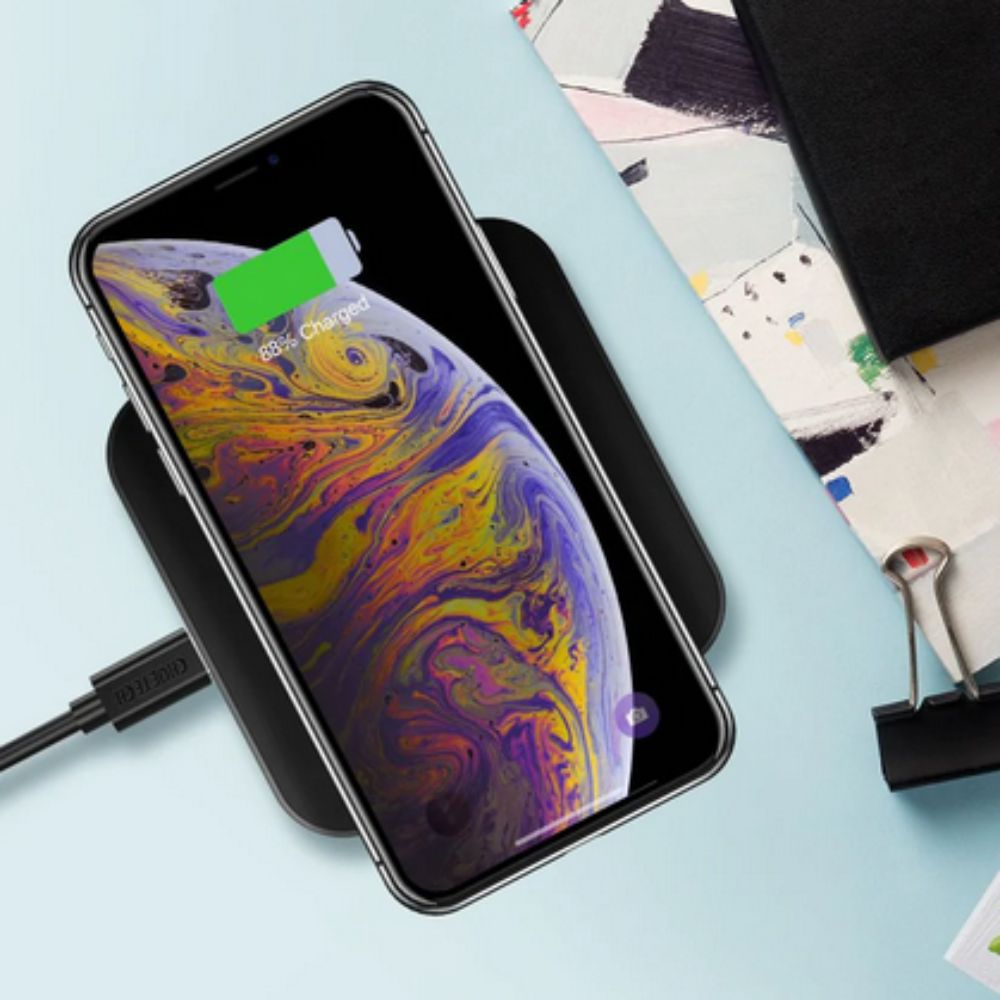 Carregador Por Indução Preto QI 10W