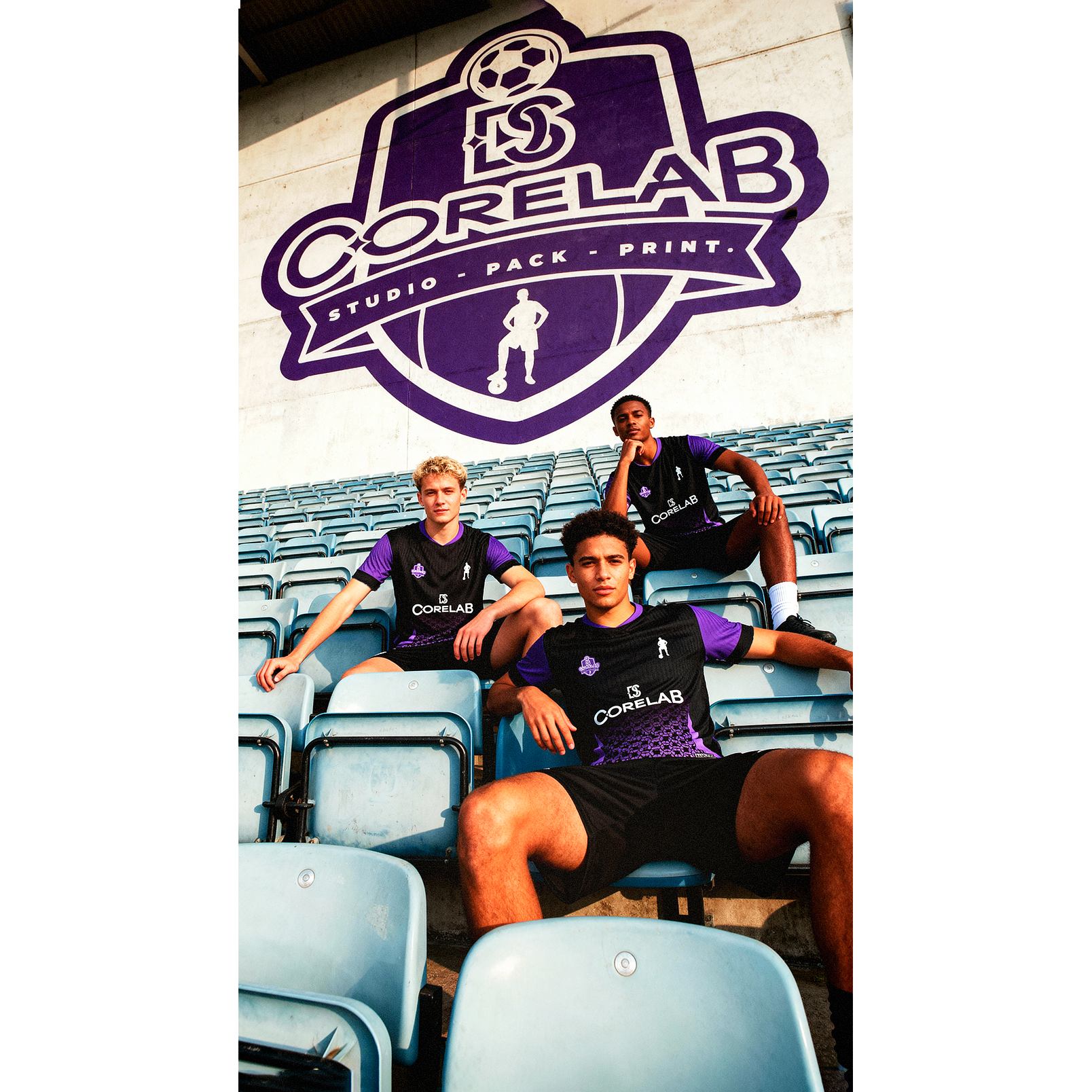 Estampa Roxa e Preta com Padrão Geométrico • Arte Vetorial para Sublimação e Camisas • Arquivo Digital Premium 4