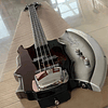 Guitarra de cuatro cuerdas con forma de hacha grande, bajo eléctrico, madera maciza, entrega gratuita