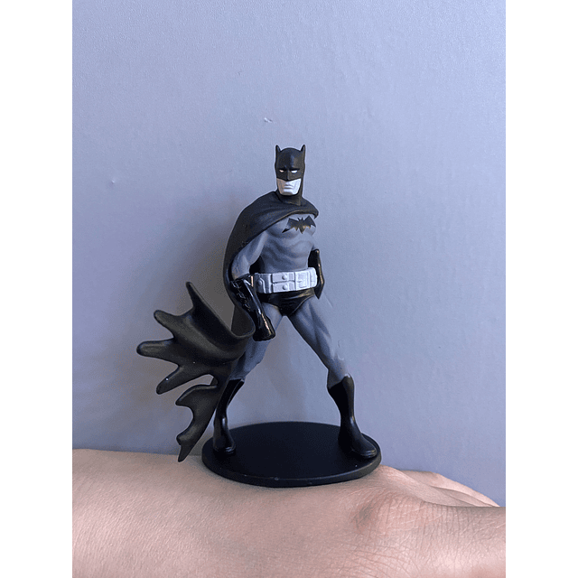 McFarlane-figura de acción de Batman el Joker, muñeco de 10cm, Dustin, Nguyen, Mike, Mignola, Kit de garaje, regalo para niños 1