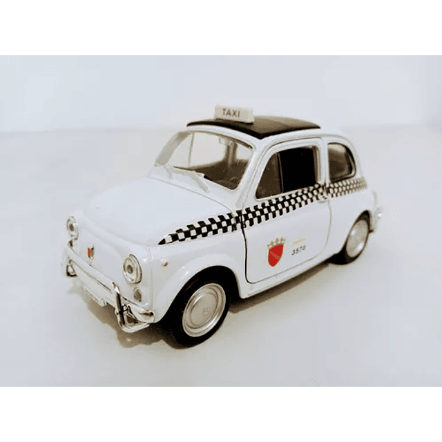 Taxis del Mundo- Fiat Nuova 500 Italia Roma Escala 1:38