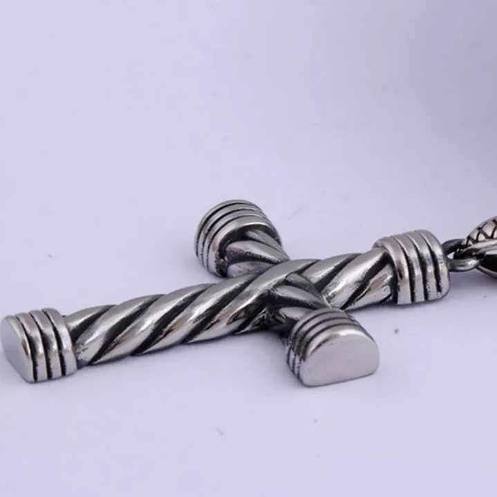 Collar Cruz Trenzada, Acero Inoxidable, Hombre 3