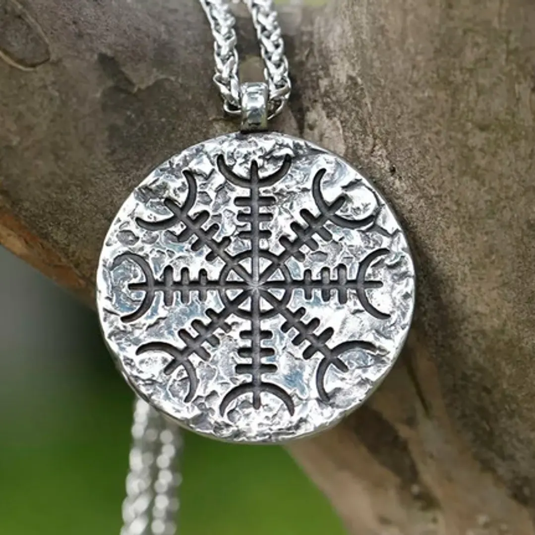 Collar Vikingo Con Runa Aegishjalmur, Acero Inoxidable 4
