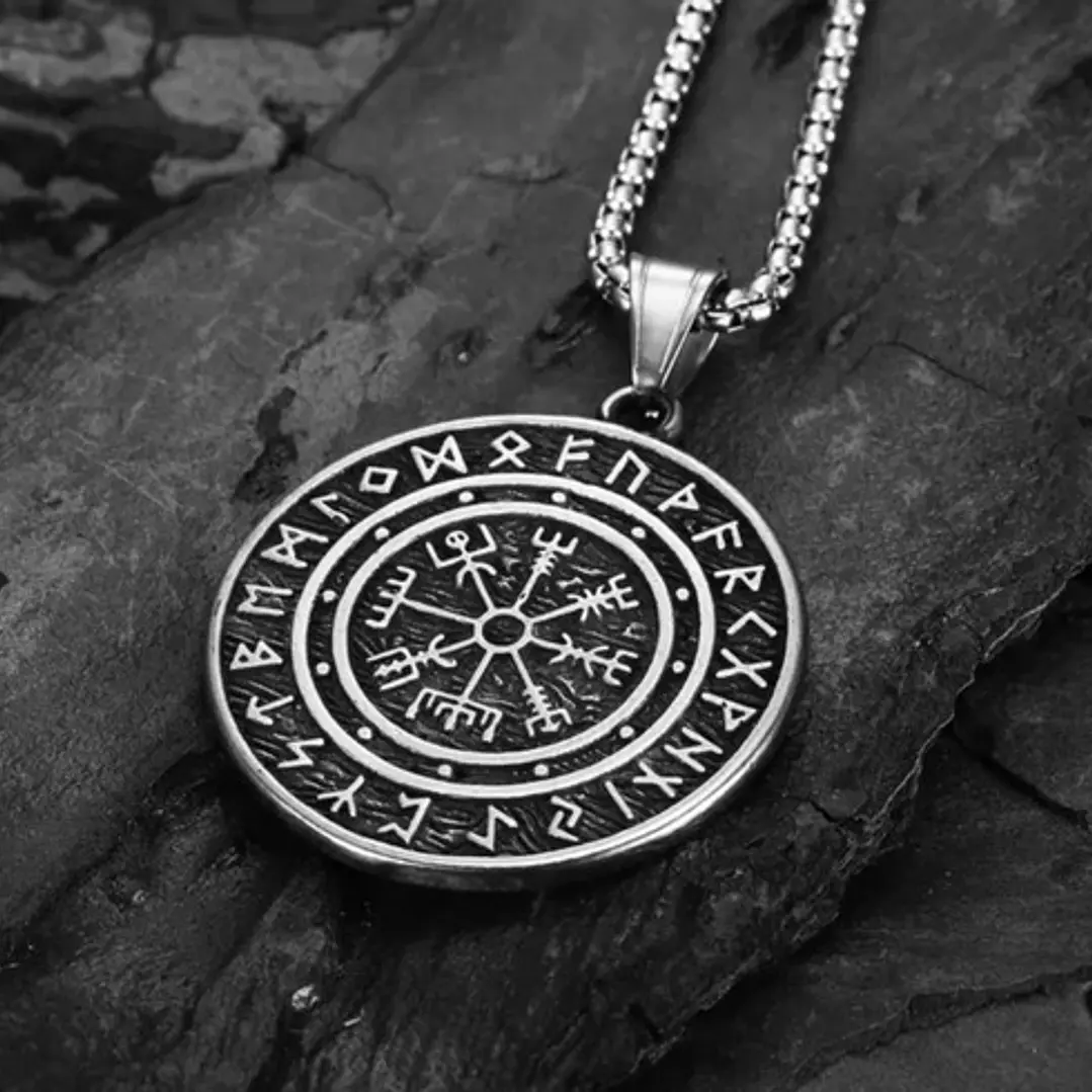 Collar Vikingo Con Runa Vegvísir, Acero Inoxidable, Hombre 3