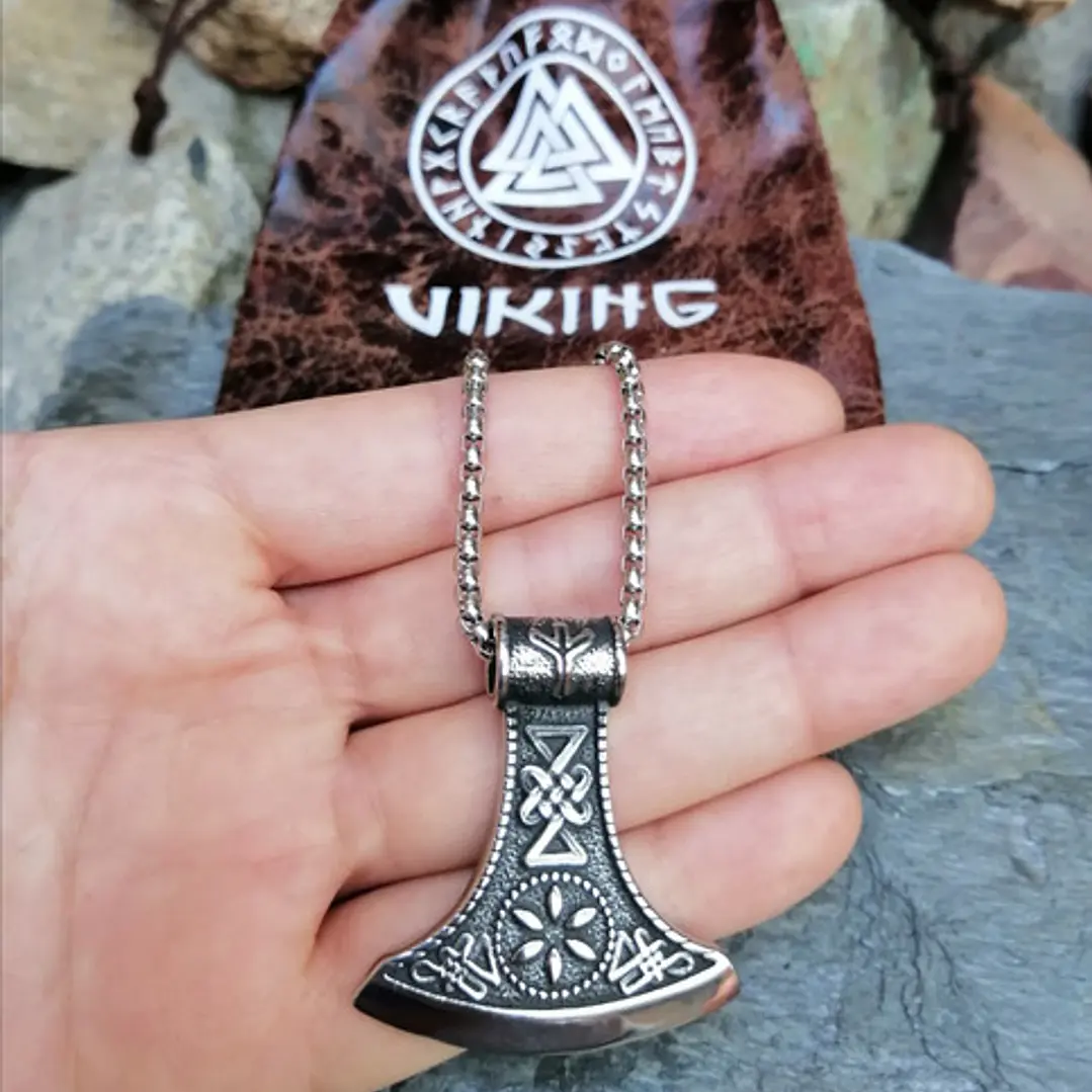 Collar Vikingo Hacha Tallada Runa, Acero Quirúrgico, Hombre 5