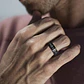 Anillo Vikingo Runas Spinner Unisex, Acero Inoxidable Negro - Miniatura 2