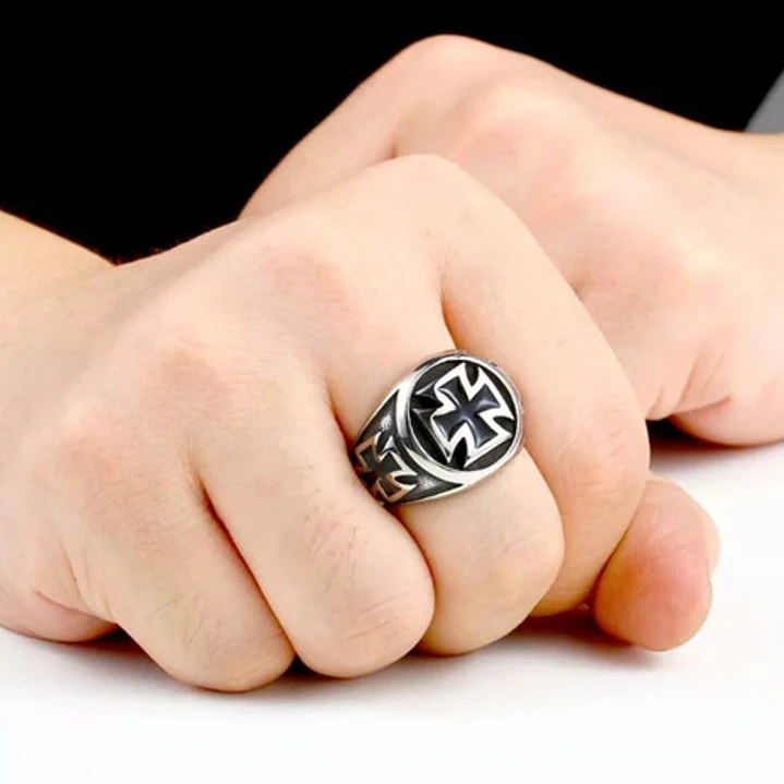 Anillo Cruz De Malta, Acero Inoxidable, Hombre 2