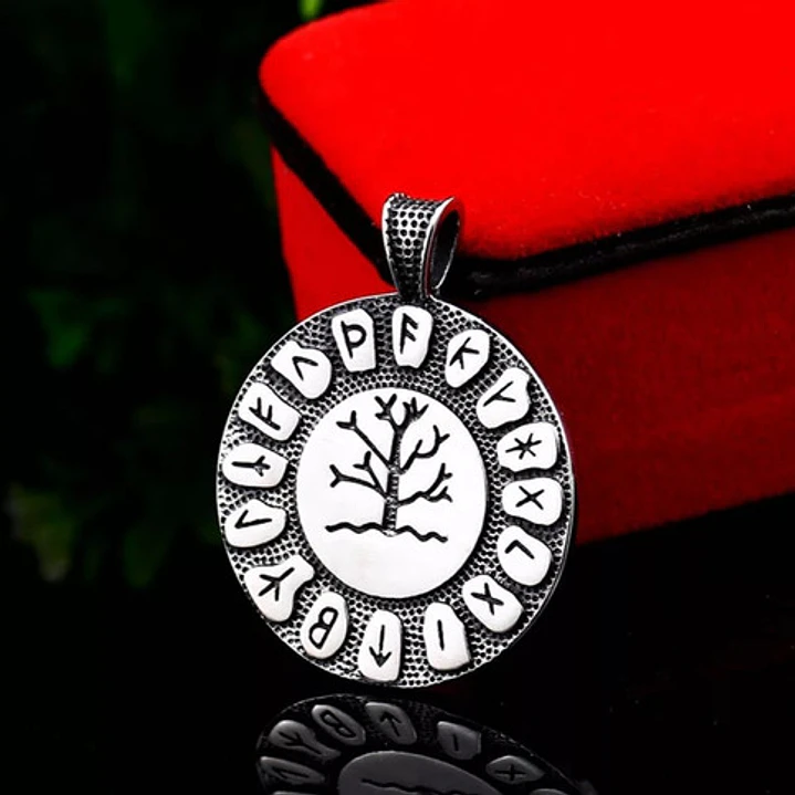 Collar Vikingo Yggdrasil Y Runas, Acero Inoxidable 2