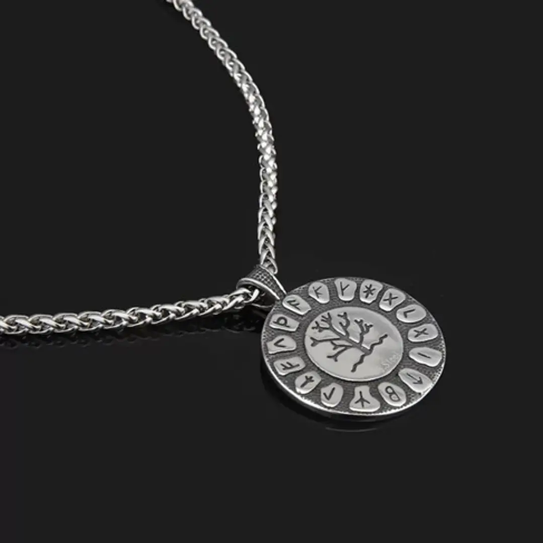 Collar Vikingo Yggdrasil Y Runas, Acero Inoxidable 3