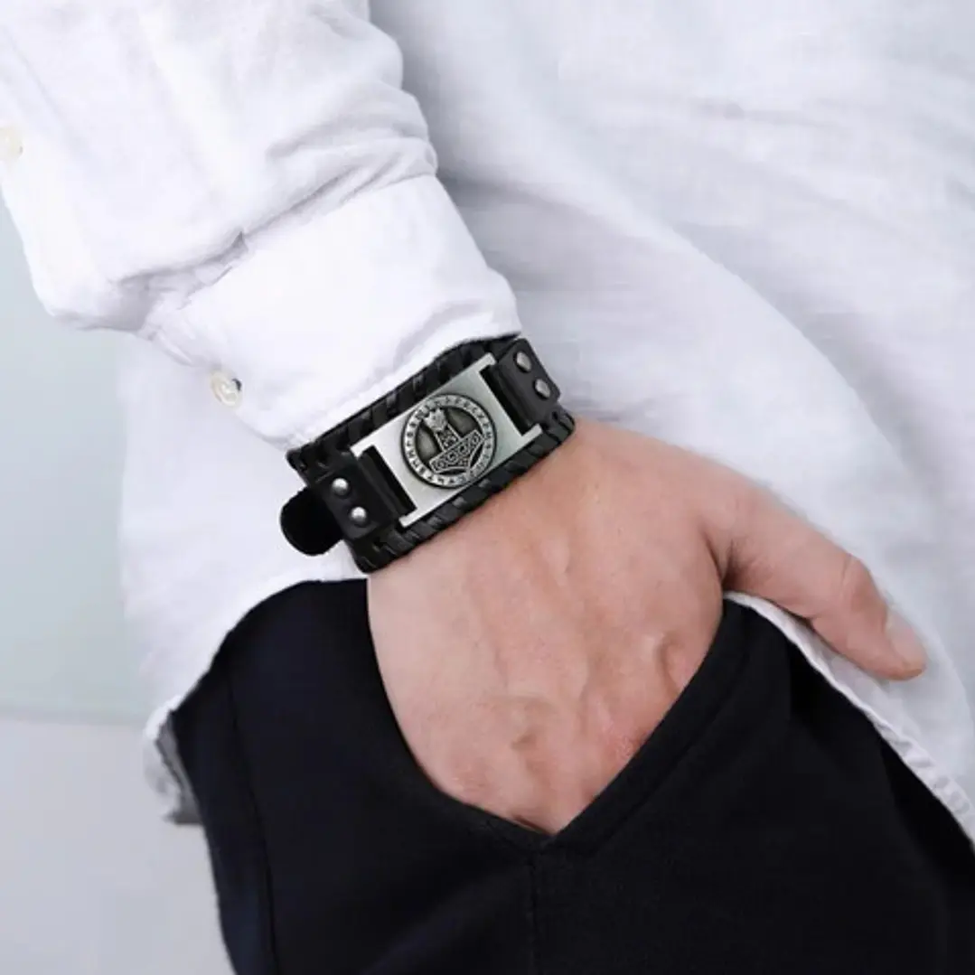 Pulsera Vikinga Mjölnir, Cuero Vegano Negro O Café 2