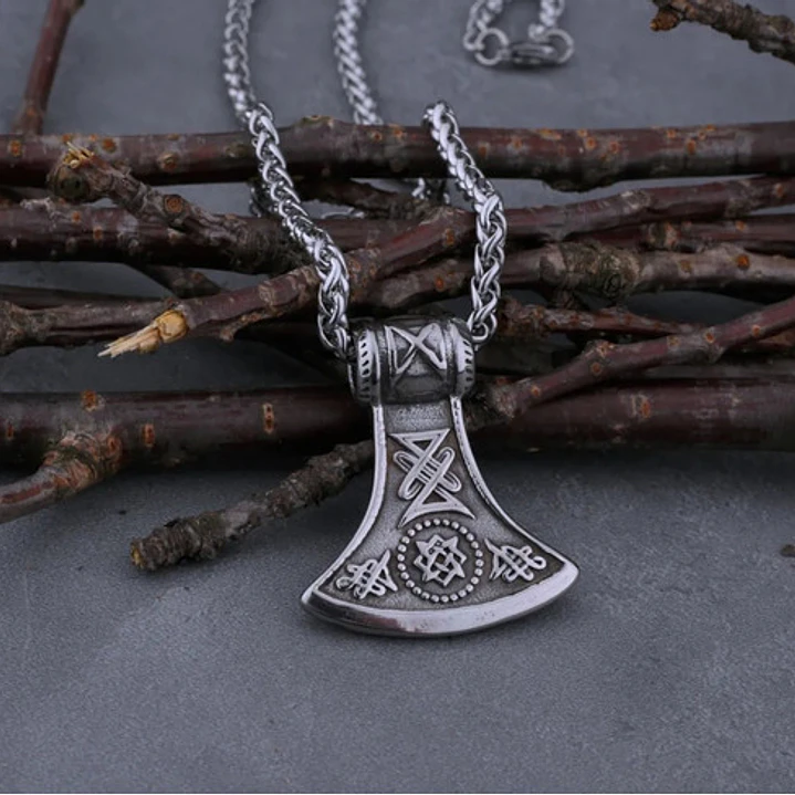 Collar Vikingo Hacha Tallada, Acero Inoxidable, Hombre 2