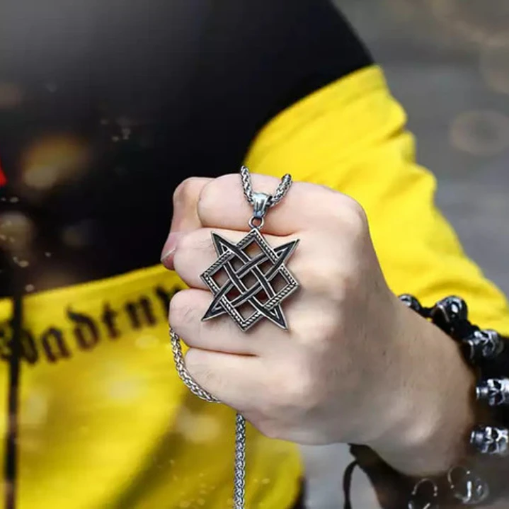 Collar Square Celtic Knot, Acero Inoxidable, Hombre 2