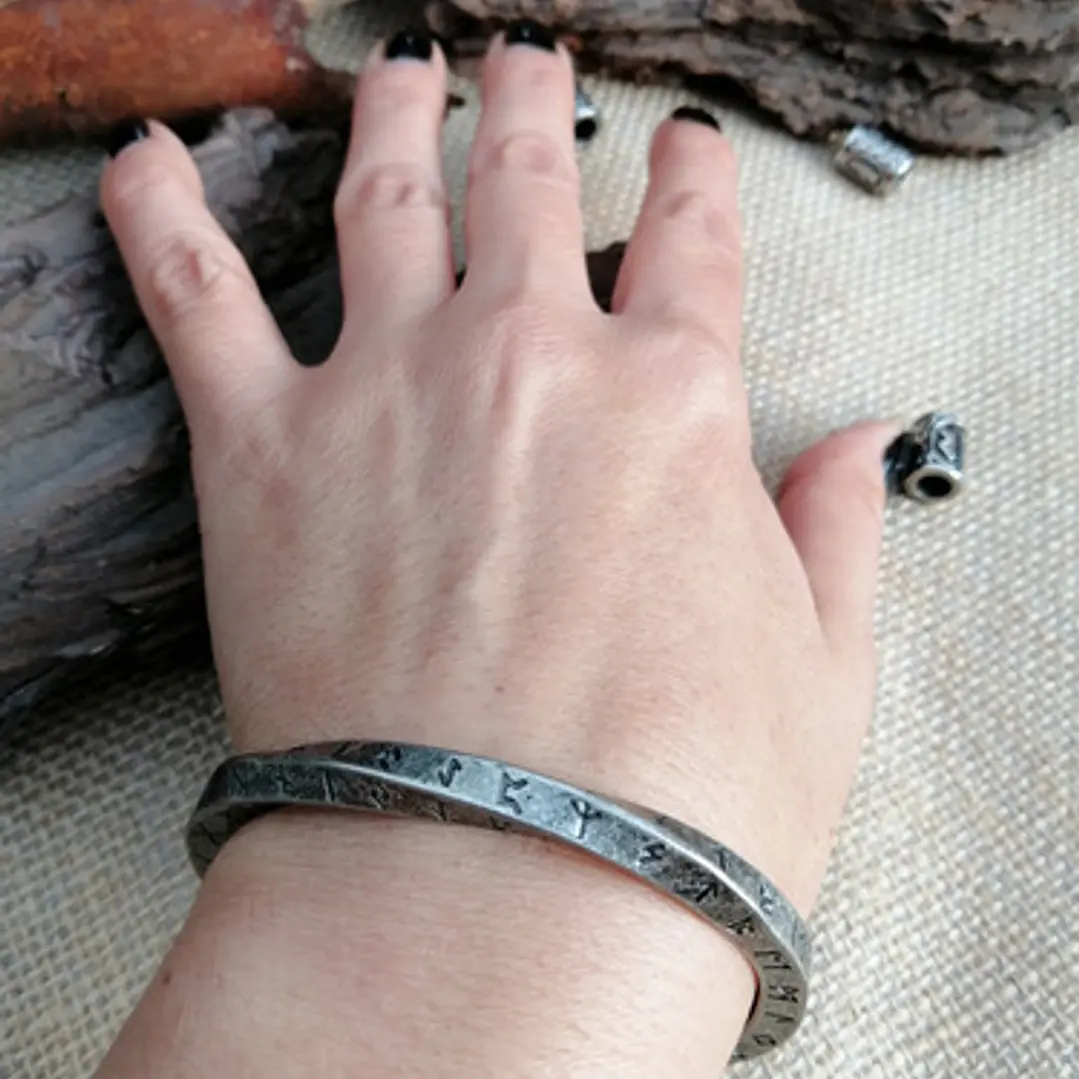 Brazalete Vikingo Runas Nórdicas, Acero Inoxidable Torcido 2