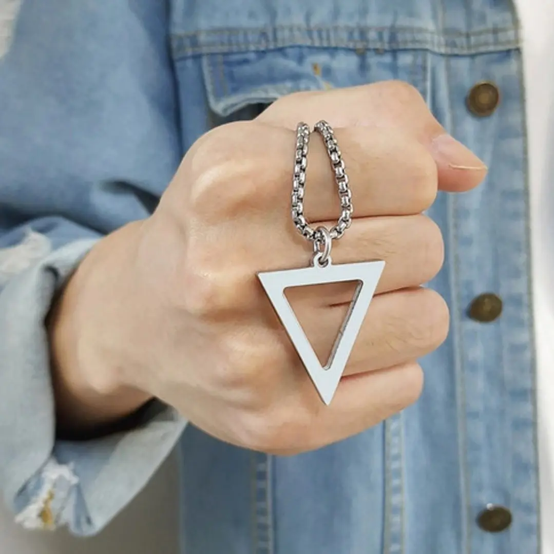 Collar Black Or Silver Triangle, Acero Inoxidable, Hombre 7