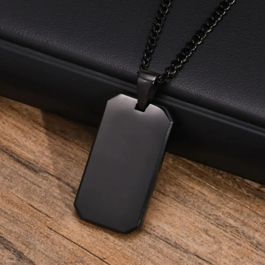 Collar Minimalist Rectangle, Negro-plateado, Acero Inox. 2