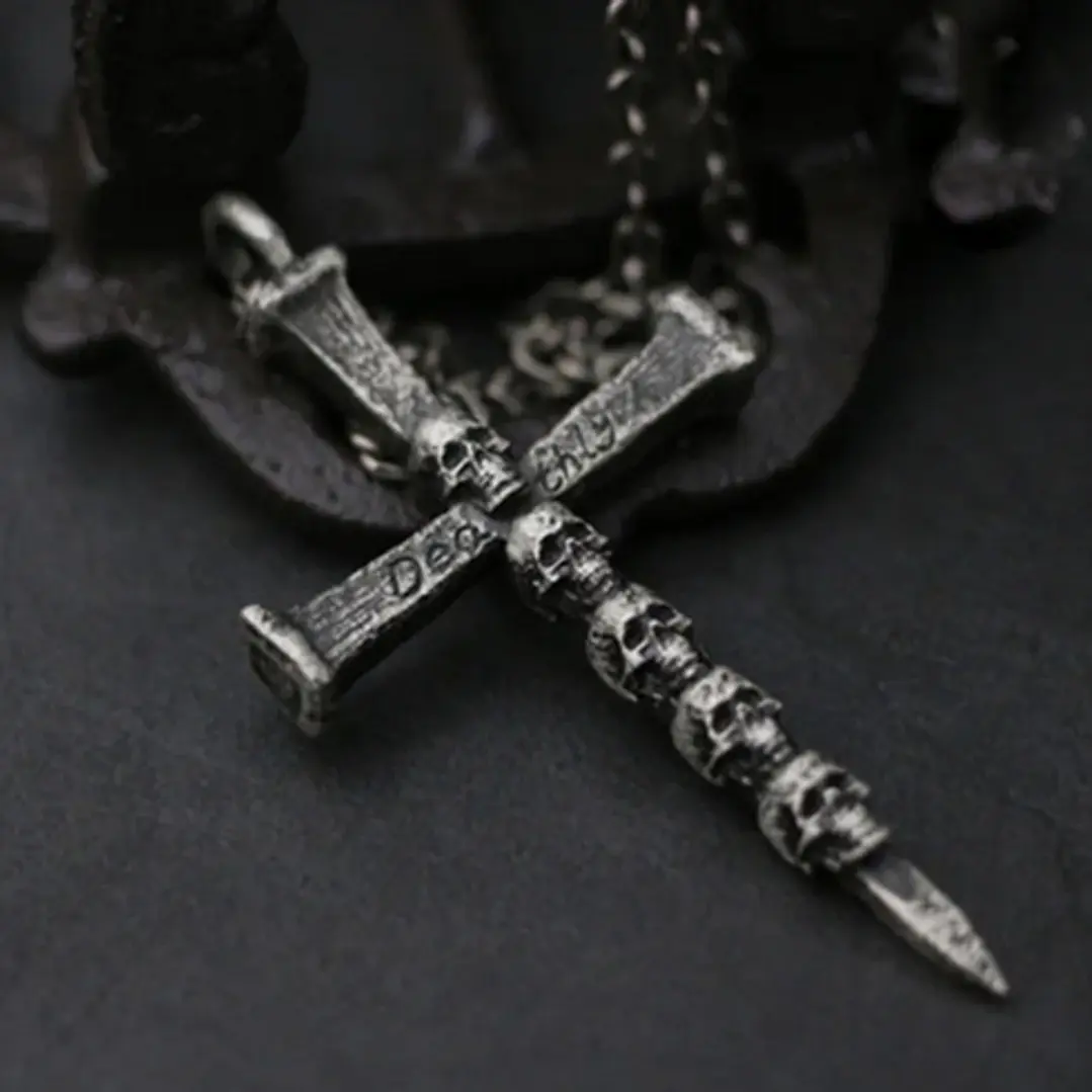 Collar Cross Of Nails And Skulls, Acero Inoxidable, Hombre 3