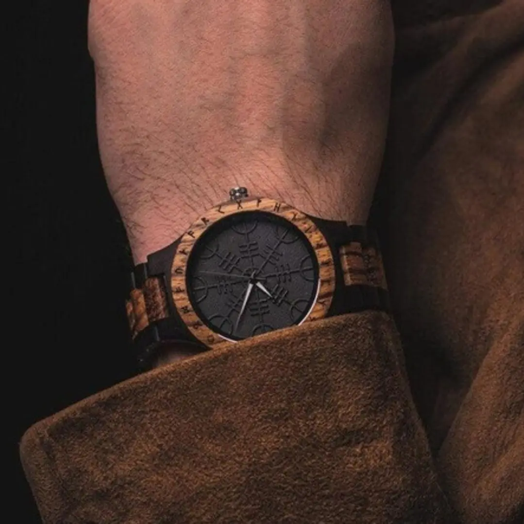 Reloj Vikingo Aegishjalmur Negro, Madera Bambú, Hombre 7