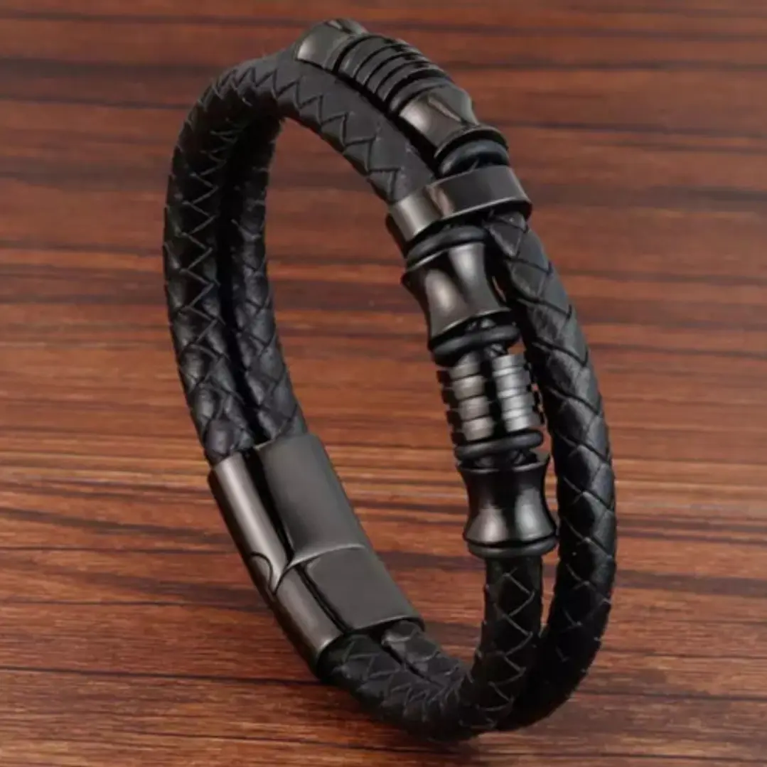 Pulsera Cuero Black Modelo Moss, Cierre Magnético, Hombre 2
