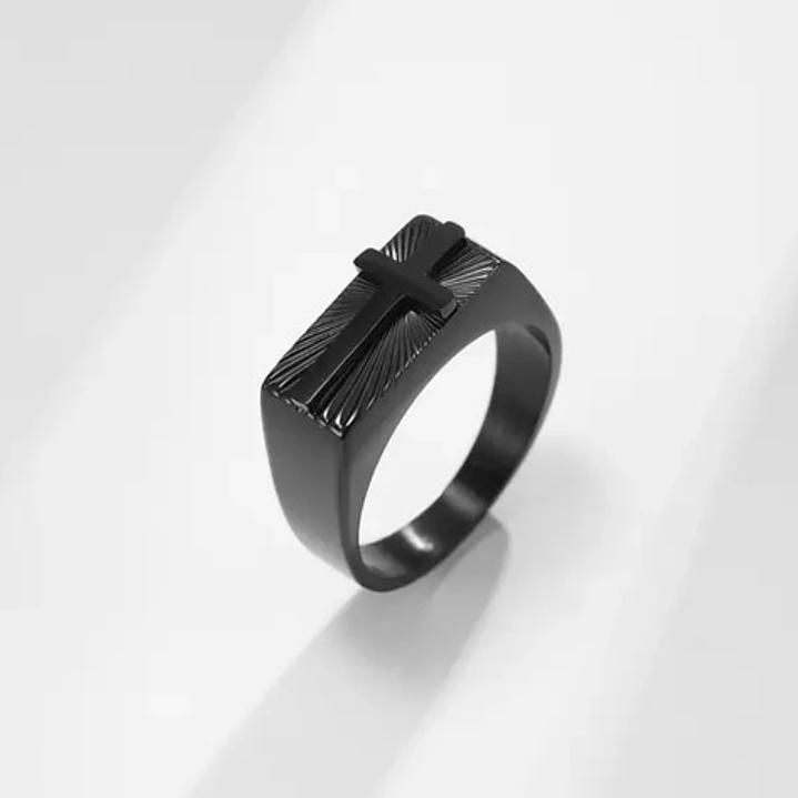 Anillo Embossed Cross, Acero Inoxidable, Hombre 2