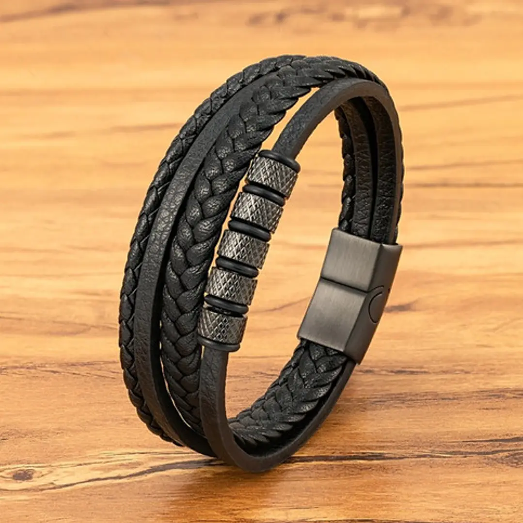 Pulsera Cuero Black, Modelo Lúxor, Cierre Magnético, Hombre 2