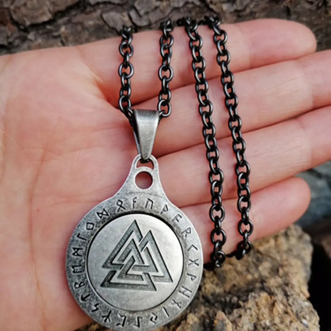 Collar Vikingo Valknut Spinner Giratorio, Acero Inoxidable 2