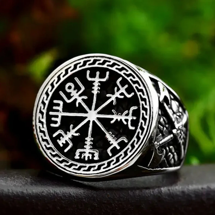 Anillo Vikingo Vegvísir Hachas, Acero Inoxidable, Hombre 5