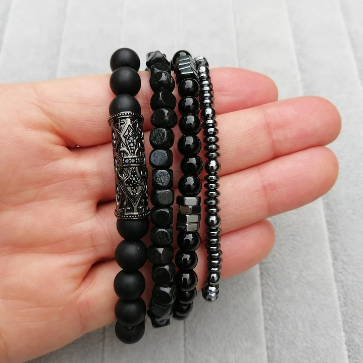 Conjunto Pulseras Piedras Naturales Black and Grey, Hombre 3
