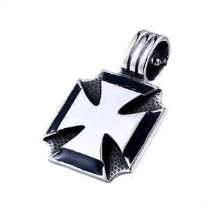 Collar Cruz De Malta, Acero Quirúrgico, Moda Hombre