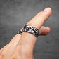 Anillo Calavera Tallada, Acero Inoxidable, Unisex - Miniatura 3
