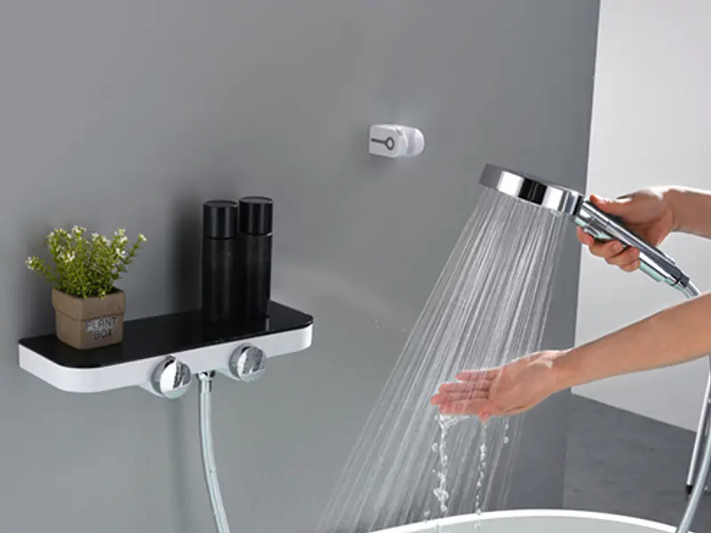 Grifería para tina y ducha Ystad