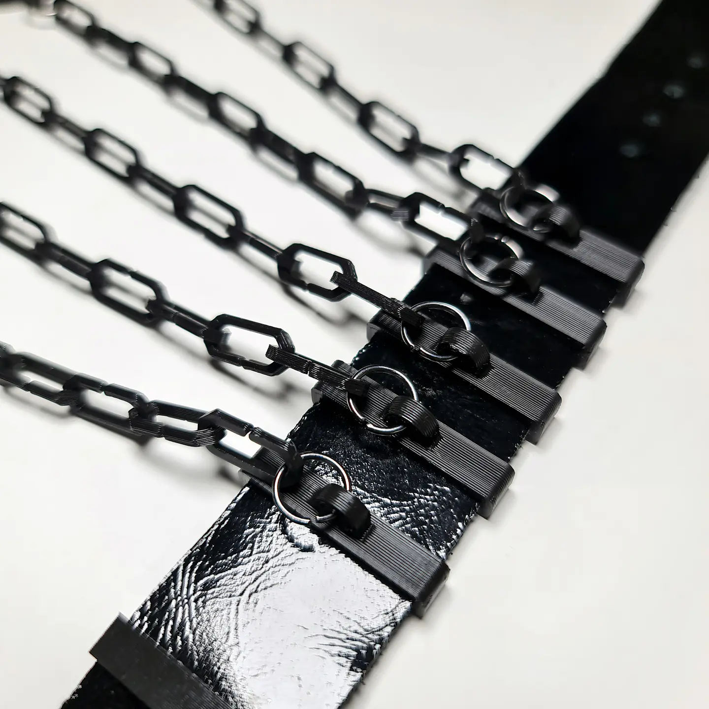Hand Chains 4