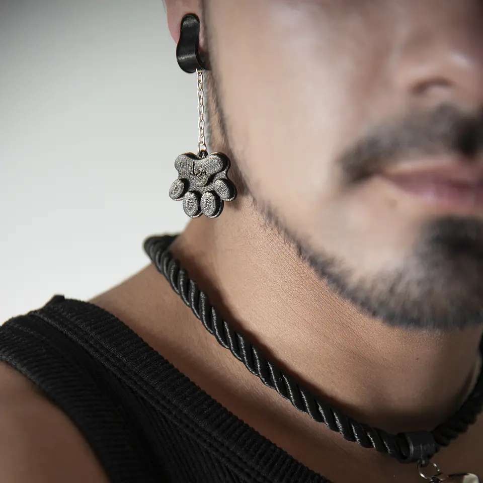 Cat's Paw Ear Clip (Hoop without piercing) 1