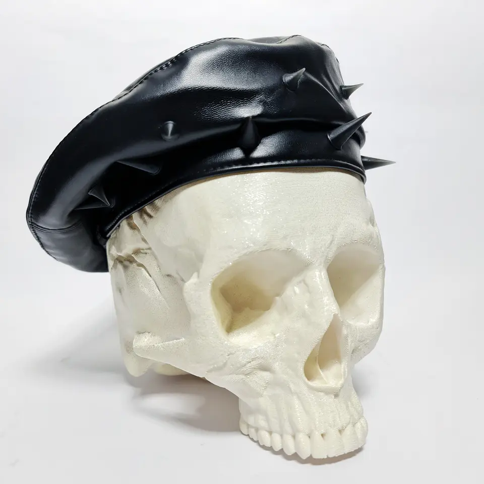 Spinae Beret 1
