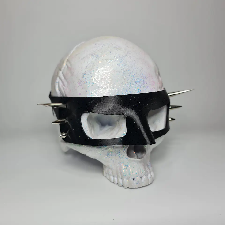Eye mask with metal spikes 9