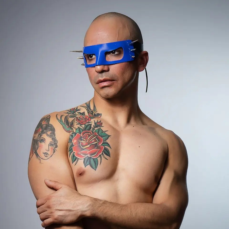 Eye mask with metal spikes 2