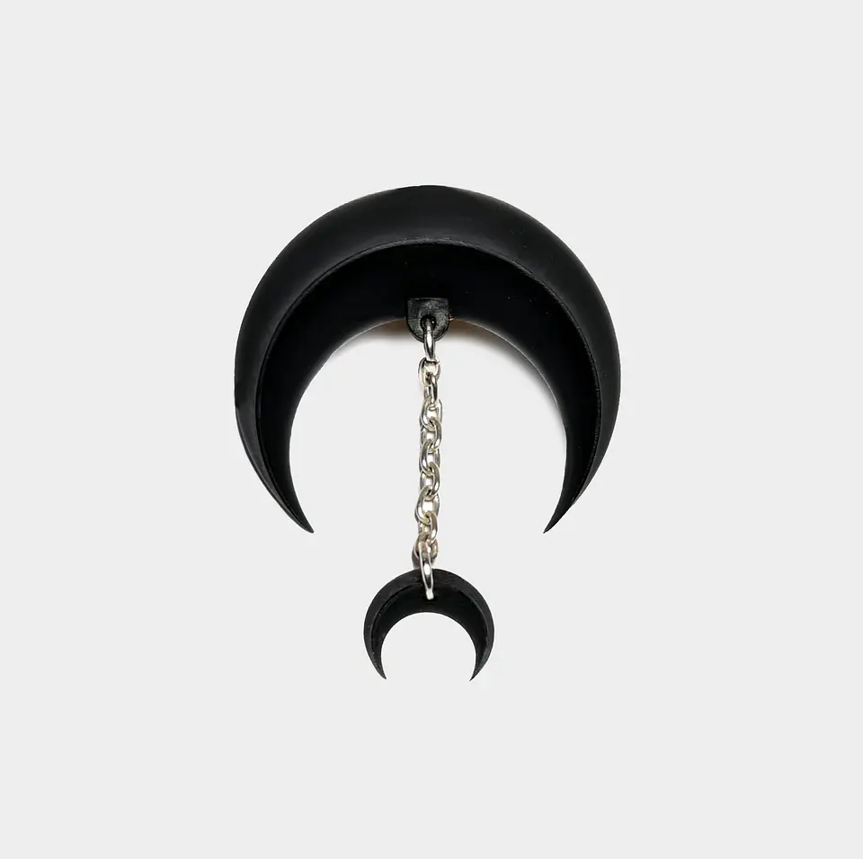 Black Moon Pendant Pin 1