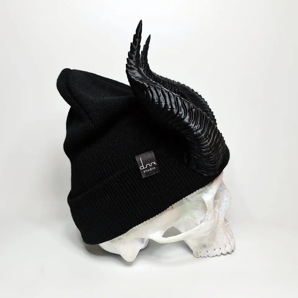 Beanie Draco Cuernos 3
